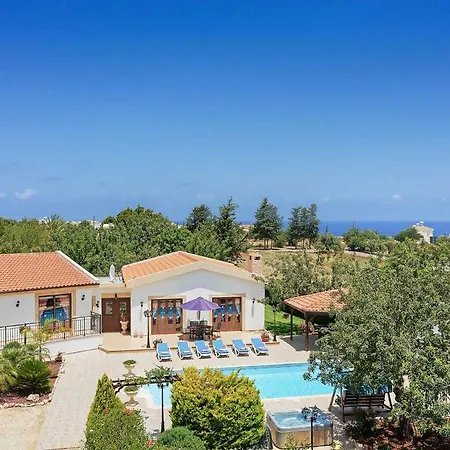 Villa Chariklia Neo Chorio