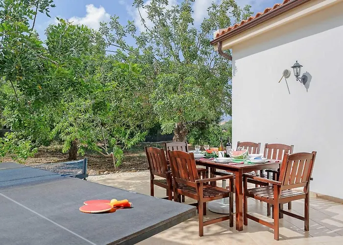 Chariklia * Neo Chorio